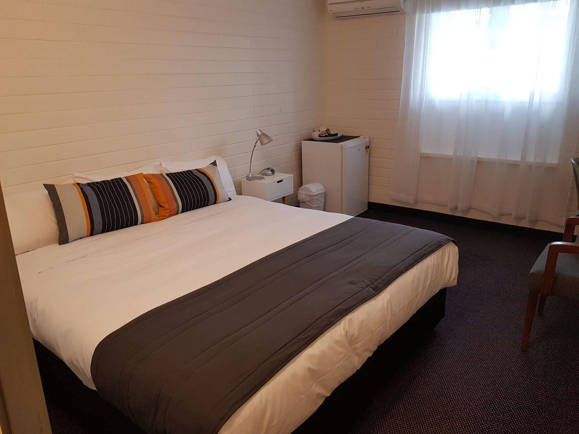 Morphett Arms Hotel Adelaide Exterior photo